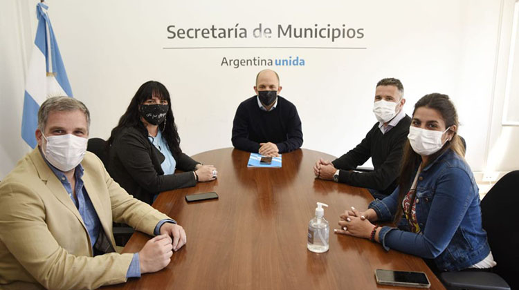 &ldquo;Debemos dejar de lado las diferencias pol&iacute;ticas a la hora de gestionar para que los nuevejulienses vivan mejor&rdquo;