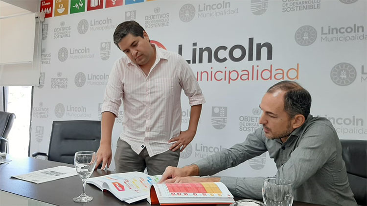 ​Nacho Palacios mantuvo reuniones en Lincoln