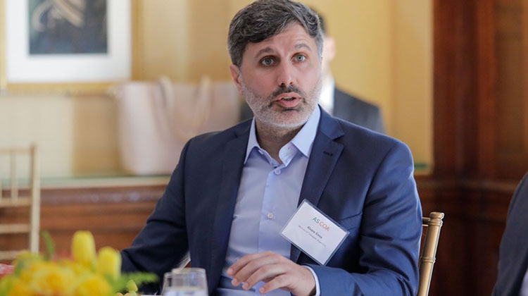 ​El nuevejuliense &Aacute;lvaro Errea acompa&ntilde;&oacute; al Ministro de Transporte en Nueva York