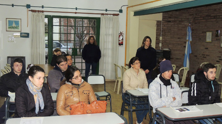 Charlas de concientizaci&oacute;n