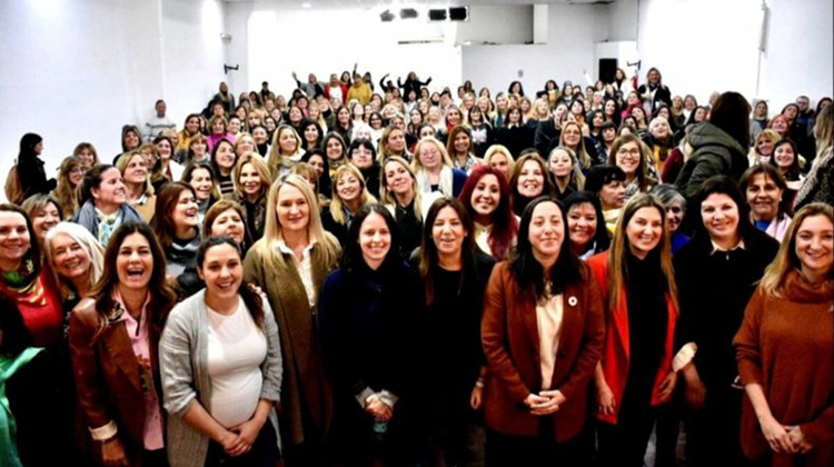 Encuentro de Mujeres PRO