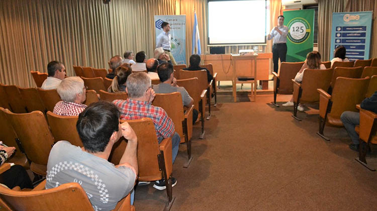 Marcado inter&eacute;s genero la charla sobre Mercados