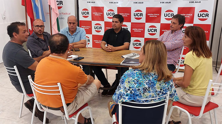 UCR se reuni&oacute; con Sociedad de Arquitectos