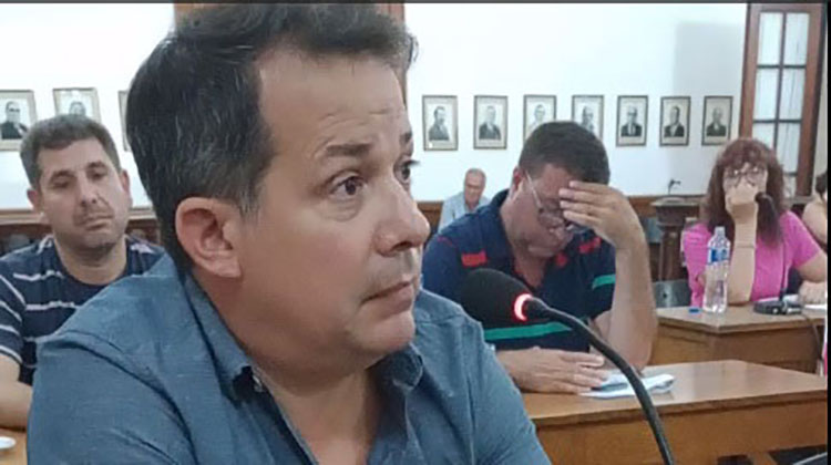 ​El concejo aprob&oacute; el proyecto de Esteban &ldquo;Tete&rdquo; Naudin para prevenir el ciber-acoso