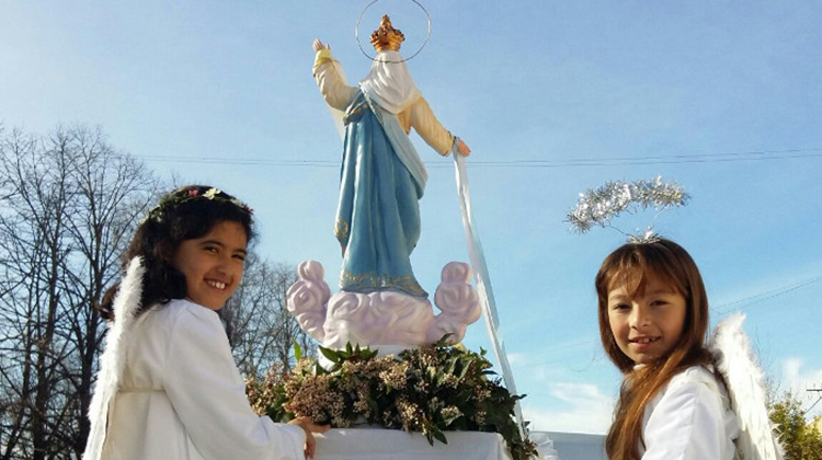 French celebr&oacute; sus Fiestas Patronales