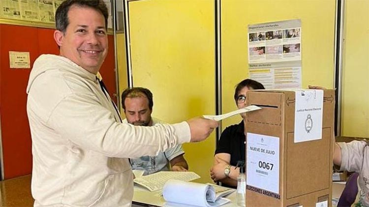 Esteban Naudin: &ldquo;Voy a seguir trabajando desde el concejo para mejorar la vida de los nuevejulienses&rdquo;