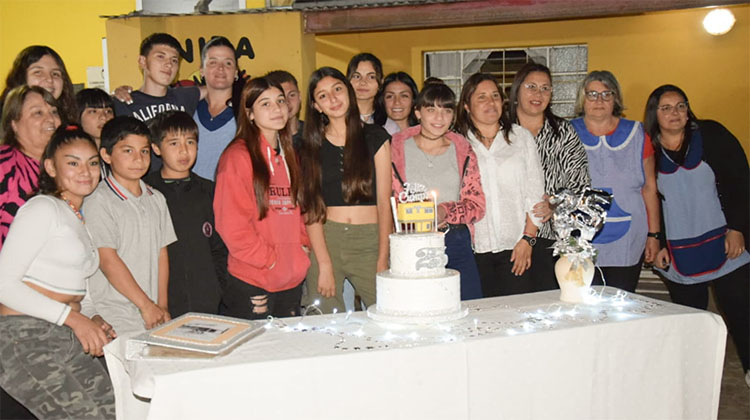 ​Fueron conmemorados los 25 a&ntilde;os de la Residencia Estudiantil de Na&oacute;n