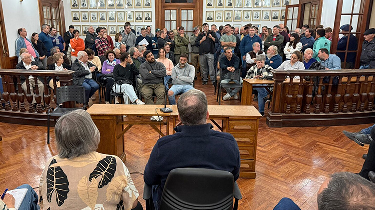 ​Productores anegados reclamaron por la situaci&oacute;n h&iacute;drica ante en el Concejo Deliberante