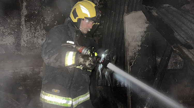 Incendio de una vivienda en French