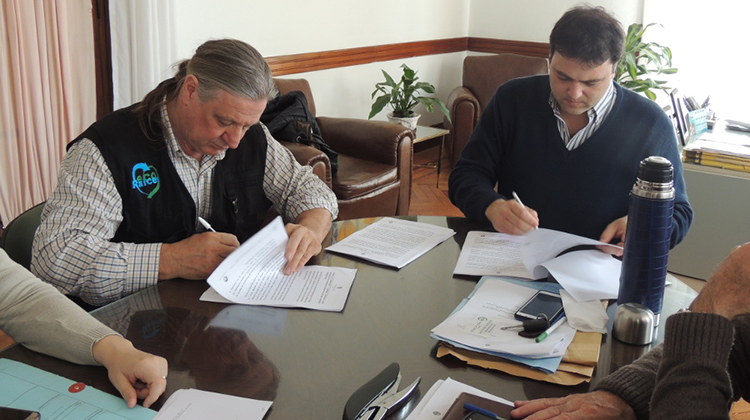 Importante convenio suscribi&oacute; el intendente