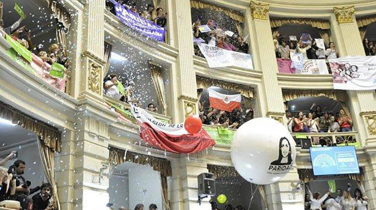 La paridad es ley en Provincia