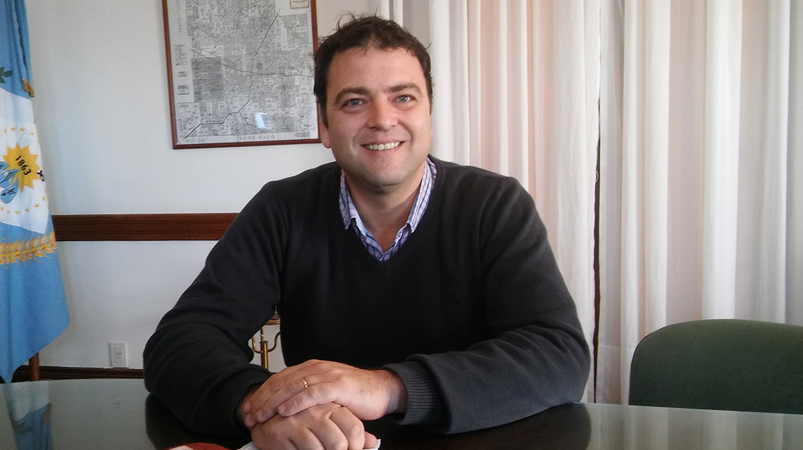 ​Barroso eval&uacute;a obras para caminos rurales