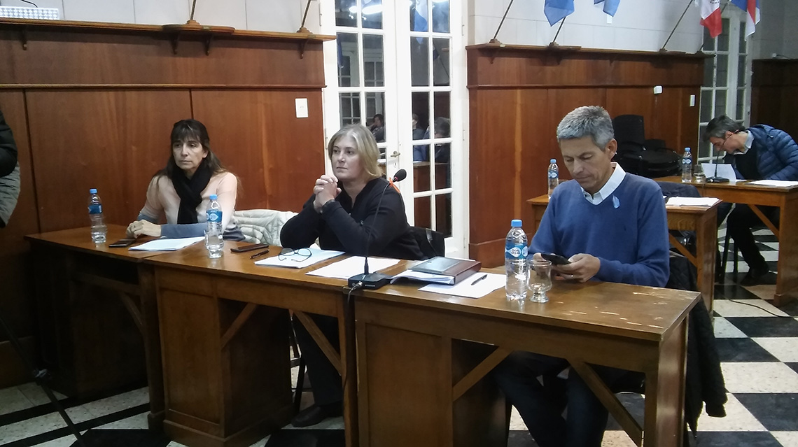 Piden el reemplazo de Directora de Deportes